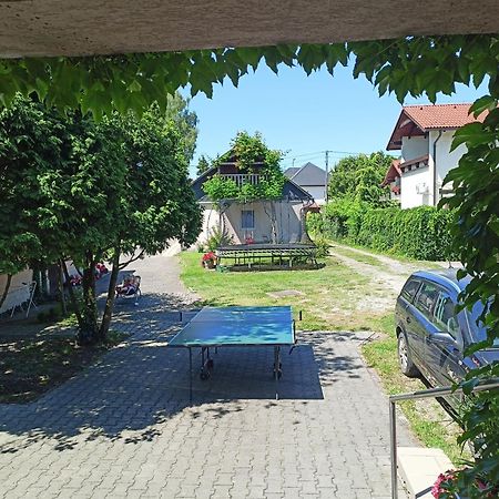 Hotel Dom V Zahrade Podhájska Exteriér fotografie